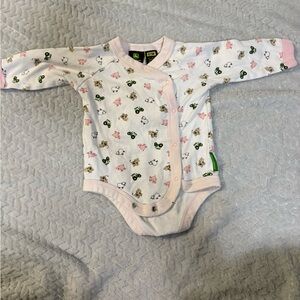 John Deere Farm Tractor Baby Girls One Piece 6/9 Month Size Bodysuit Long Sleeve